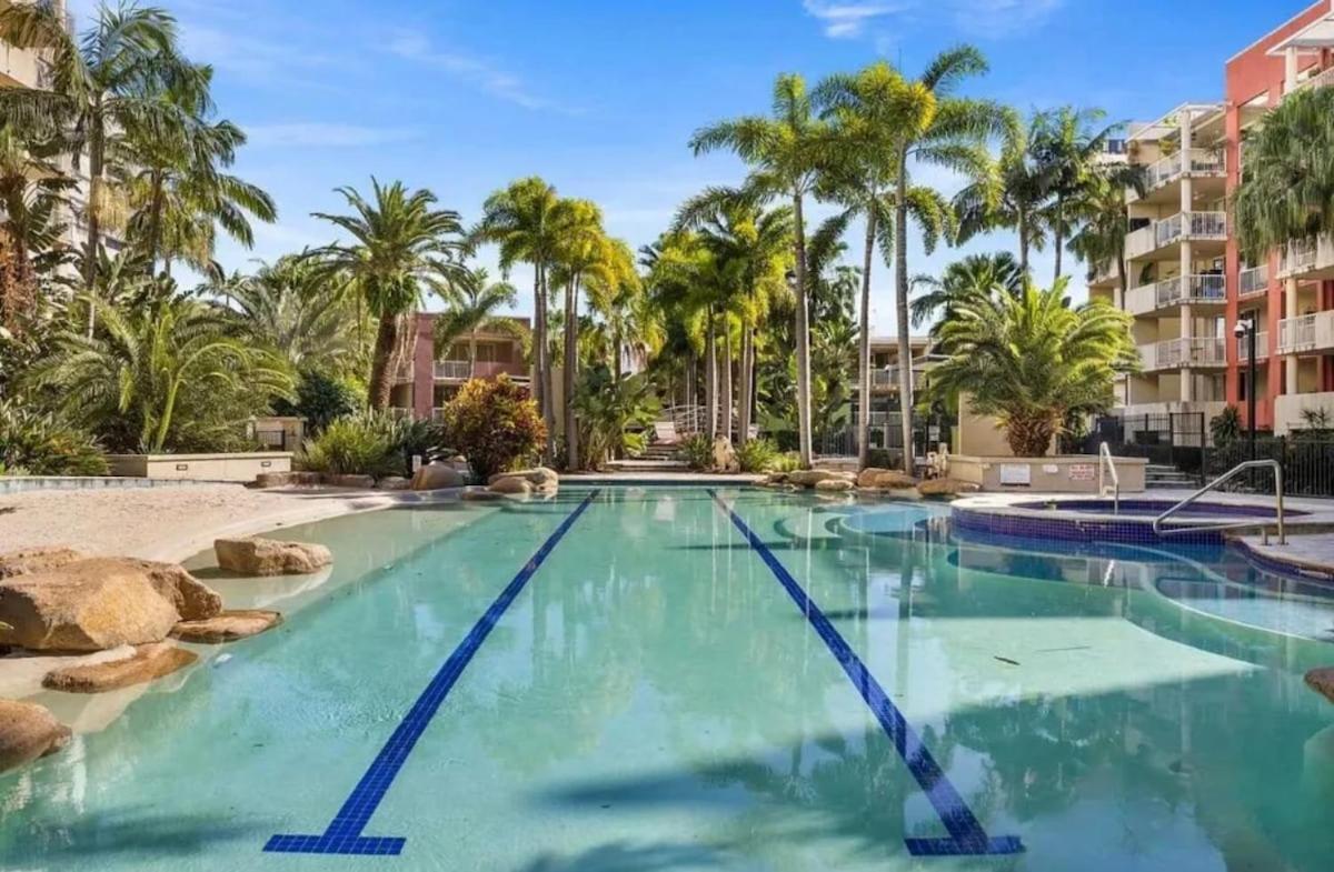 Apartment Oasis - Free Parking Gym Pool - Sleep 6 Brisbane