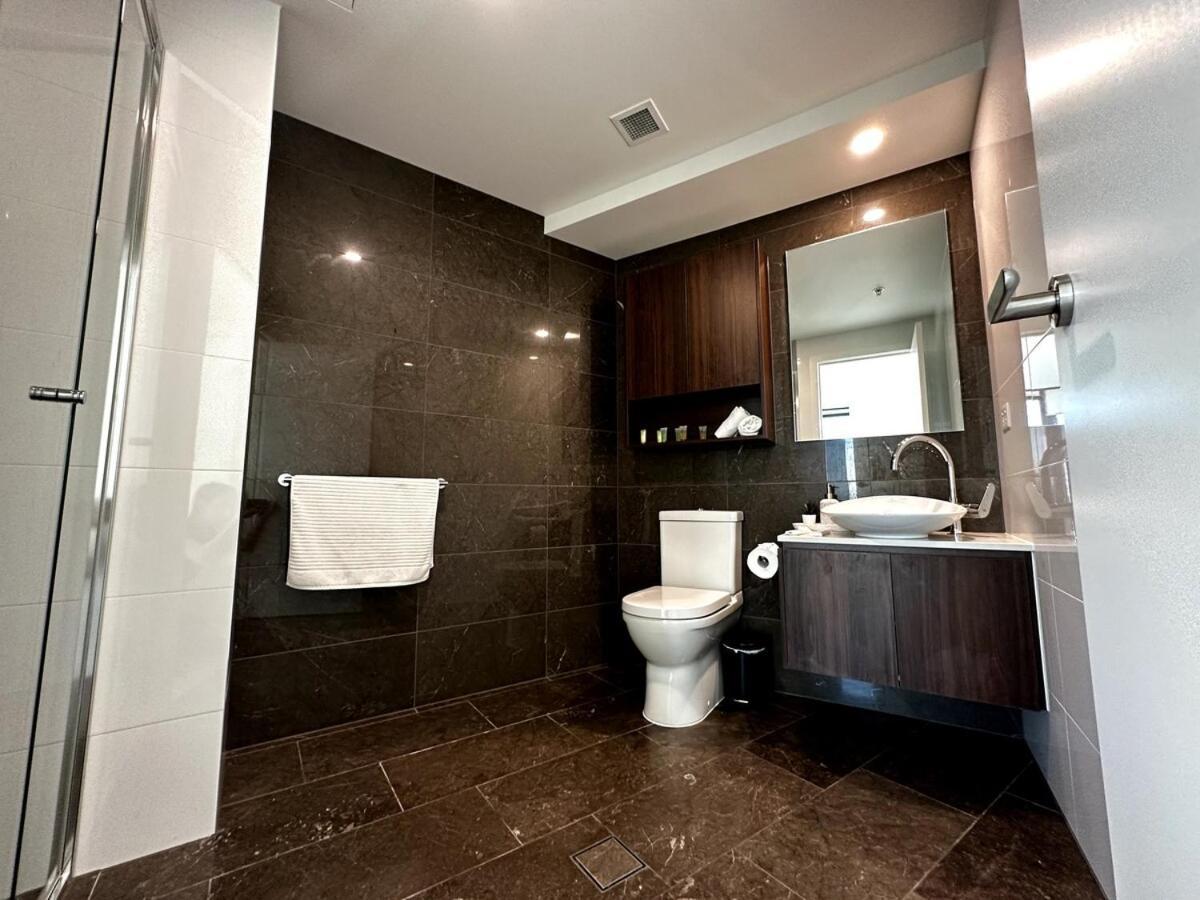 Apartment Four Bedroom In Cbd Brisbane