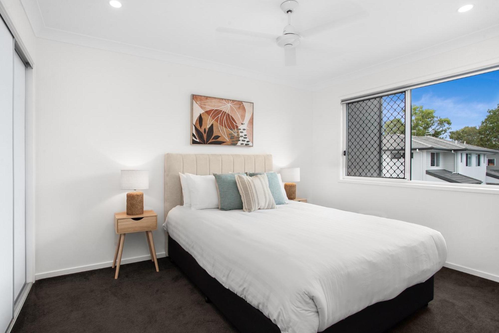 Comfortable 3-bed Retreat Close Parks Holiday home Brisbane