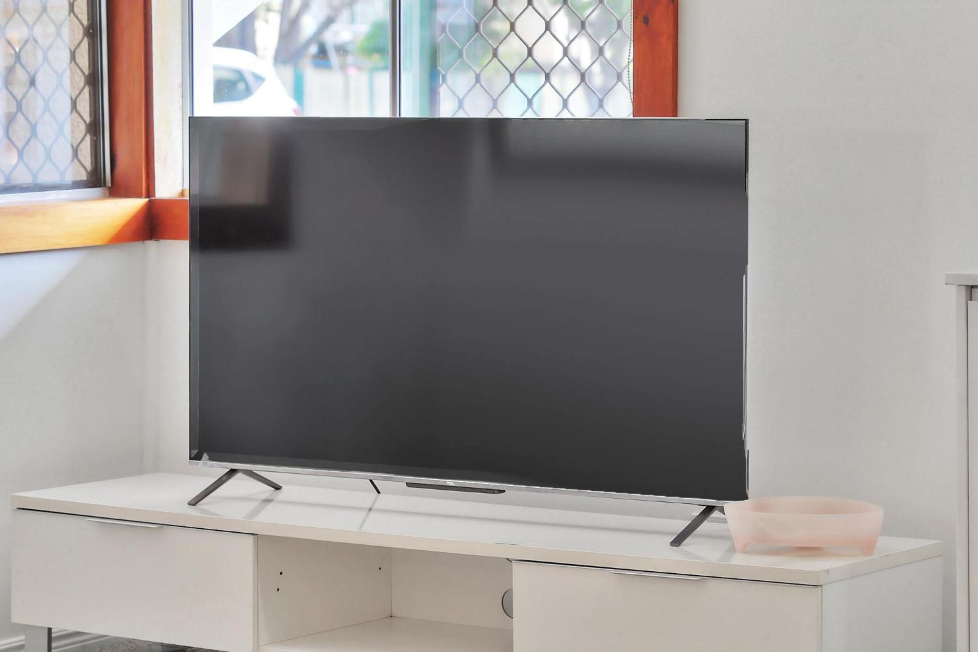 Wynnum Waves Retreat-3 Bedroom Coastal Escape