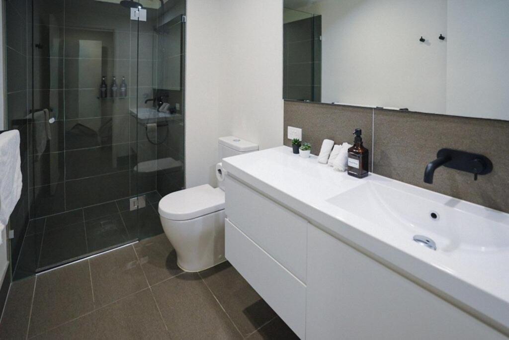 Skyline Serenity,sunset Views, Pool, Spa, & Prime Location *