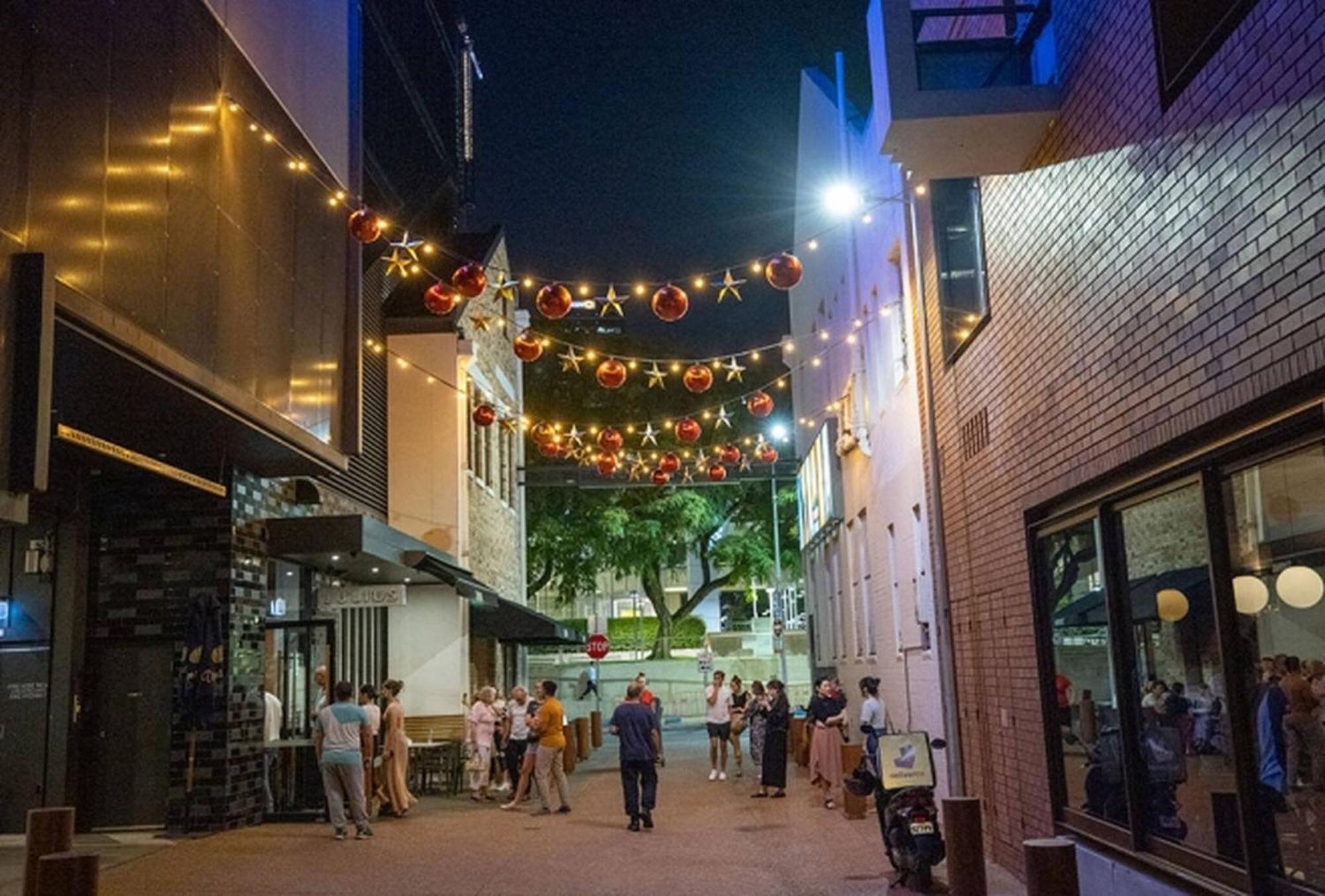 Modern 2-bedroom, 2-bath In West Village, West End Apartment Brisbane