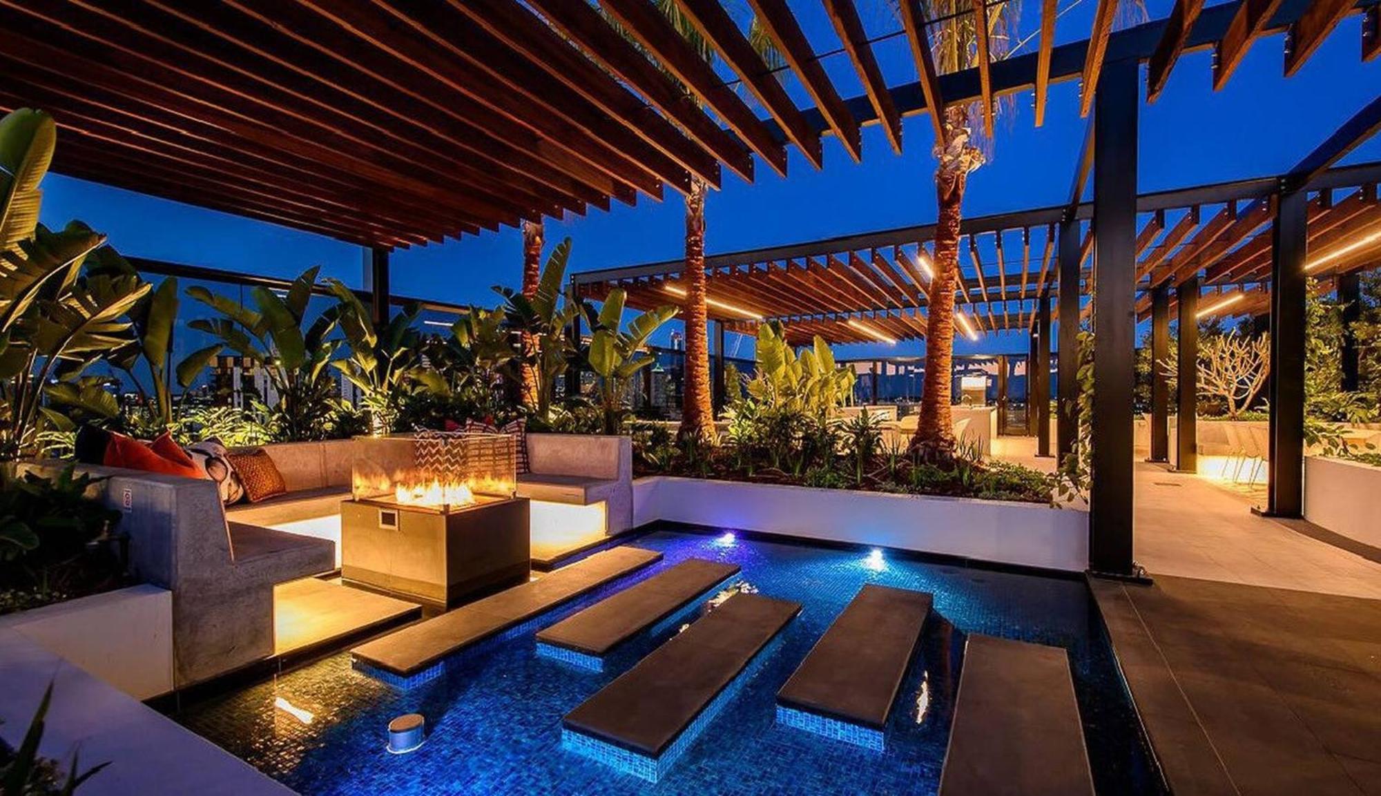 Modern 2-bedroom, 2-bath In West Village, West End * Brisbane