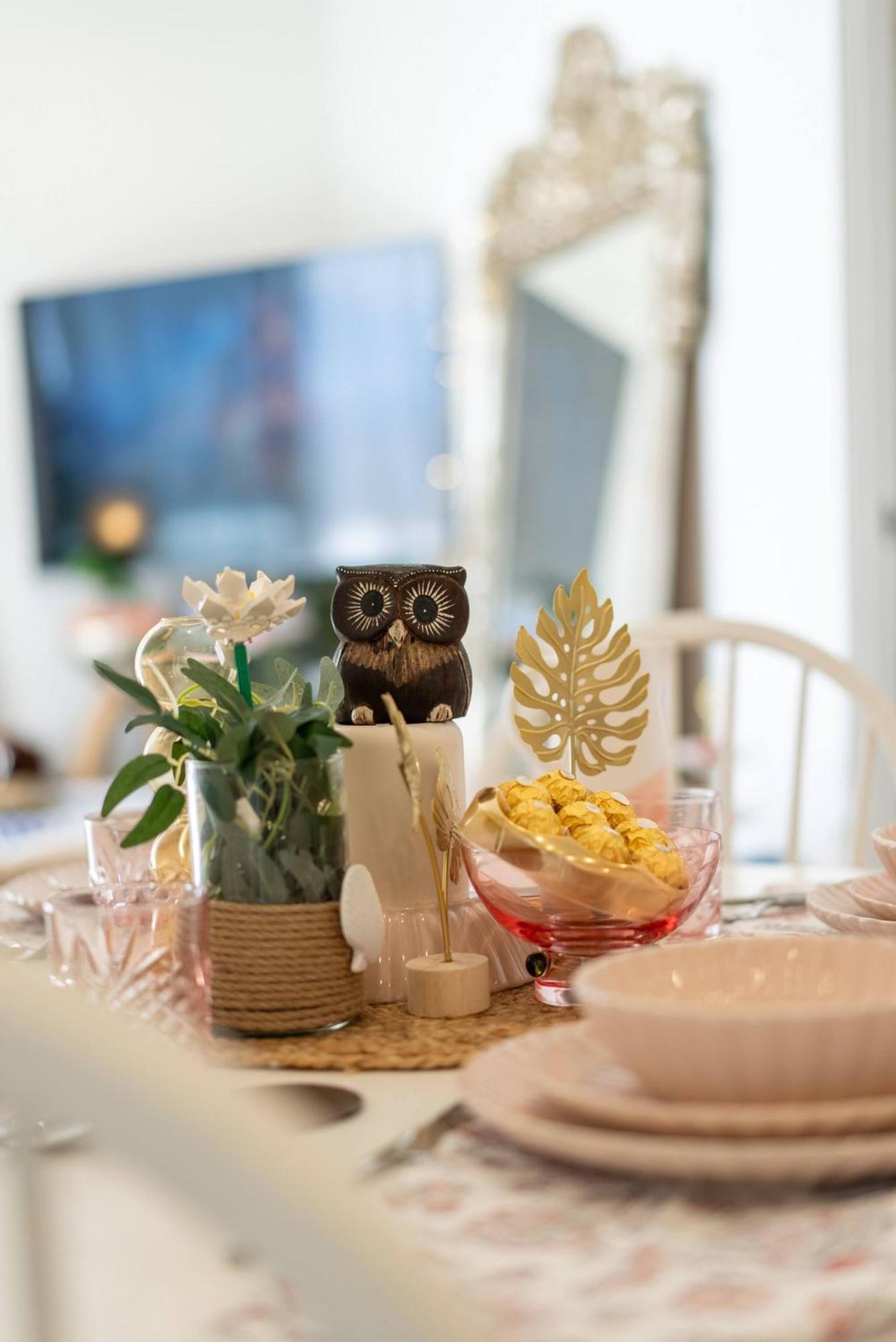 Modern 2-bedroom, 2-bath In West Village, West End Brisbane