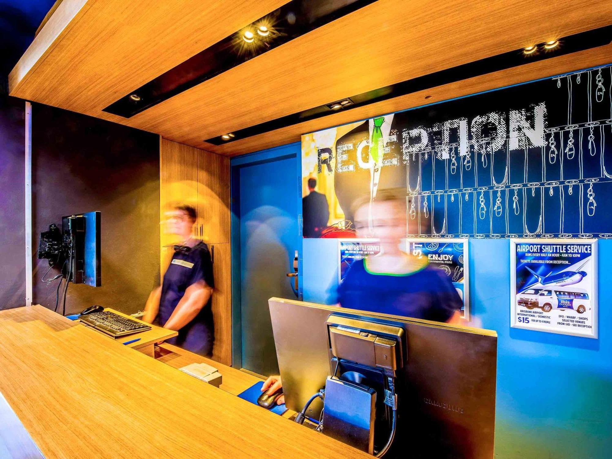 Ibis Budget Airport Hotel 3*