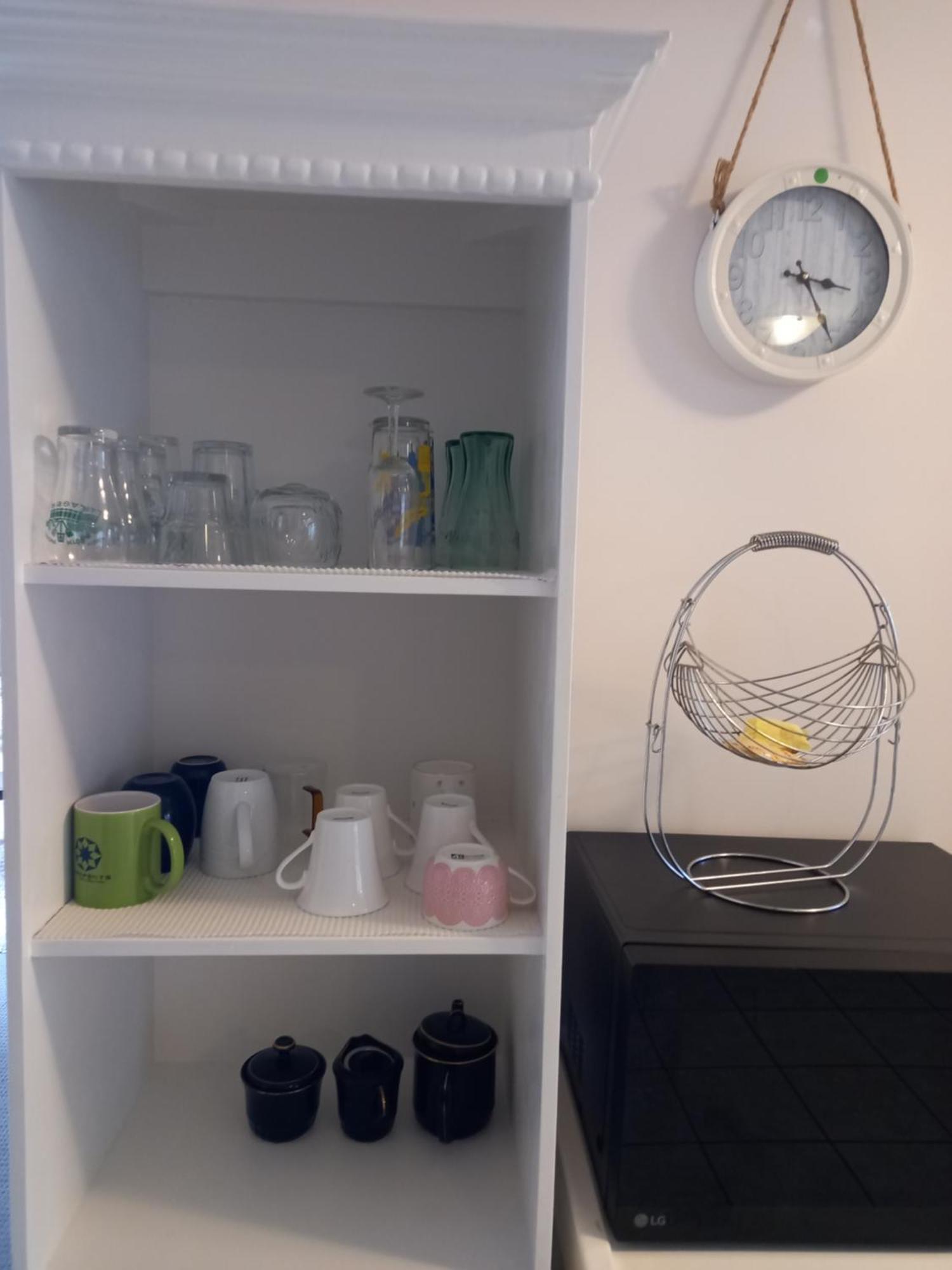 Air Conditioned Floral Youth Backpacker And House *