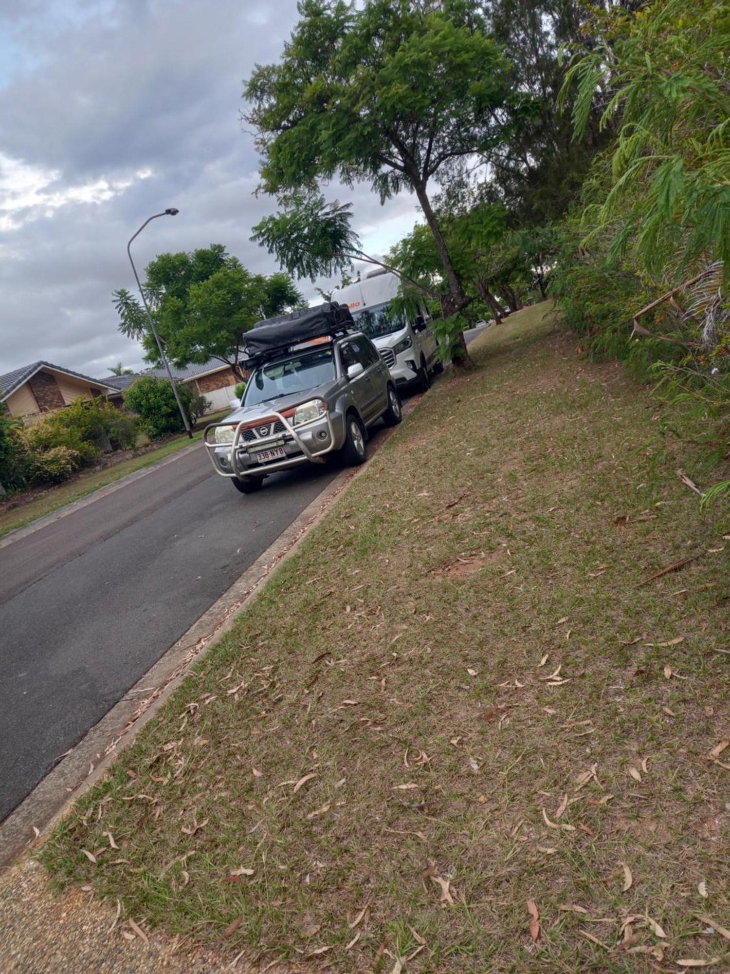 Air Conditioned Floral Youth Backpacker And House *