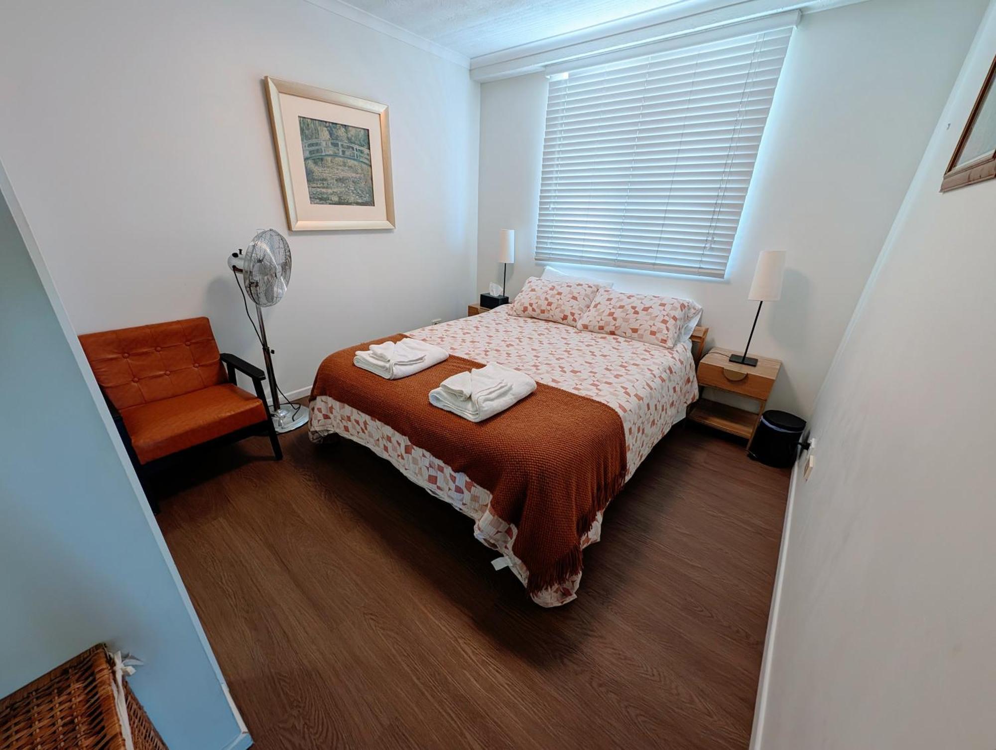 City/valley Apartment