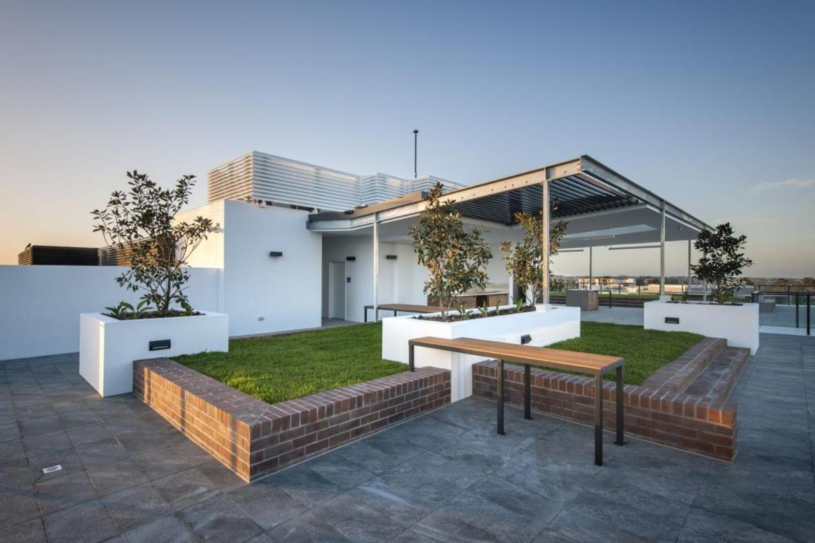 Apartment Experiencing Uni Life 2br Kelvin Grove Parking 703