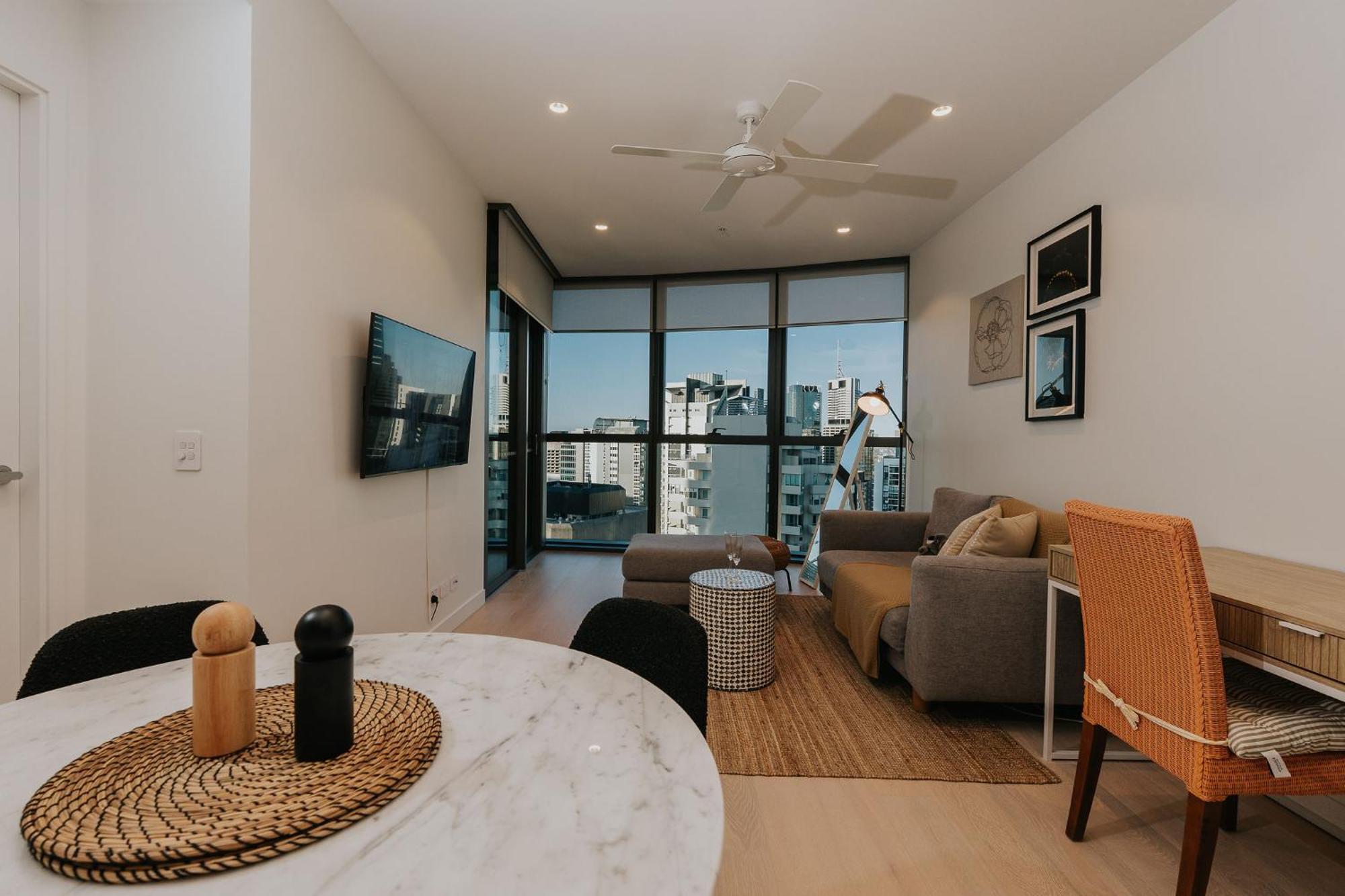 Nooon Qw - Managed By The Nooon