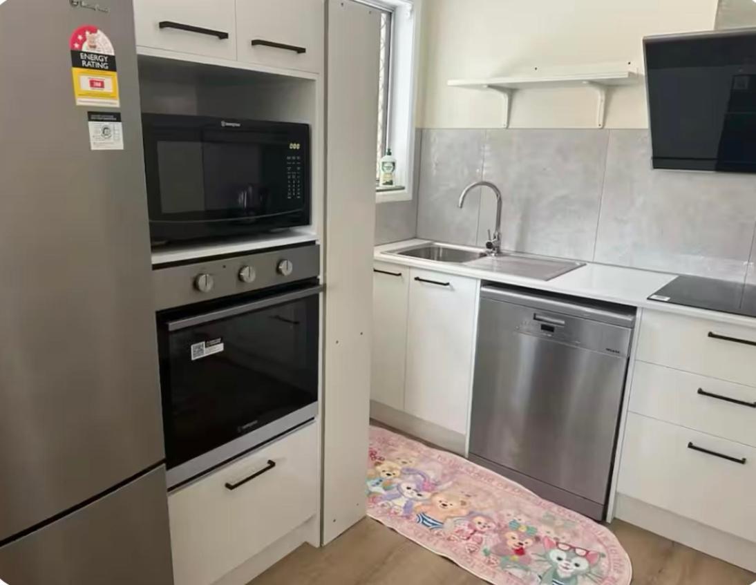 Granadilla St 2张超大单人床走路到商场公交站 G3 Homestay Brisbane