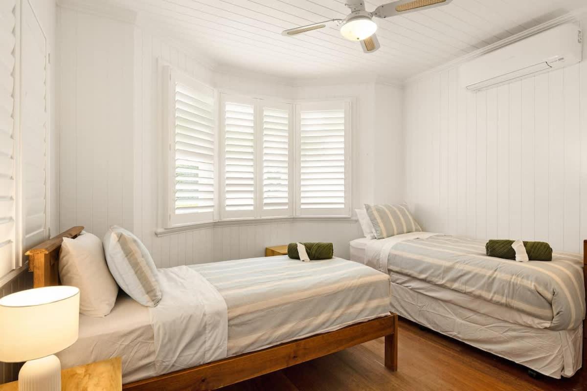 Leafy Hawthorne Haven Pool Gym & Convenience Holiday home Brisbane