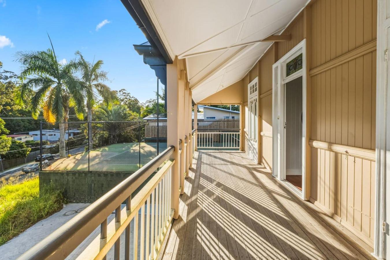 Spacious Upper 3br Family In Quiet Tarragindi Holiday home *