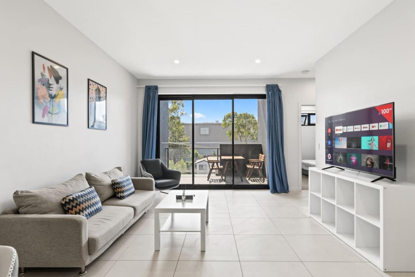 Modern 2br Easy Access To Everywhere *