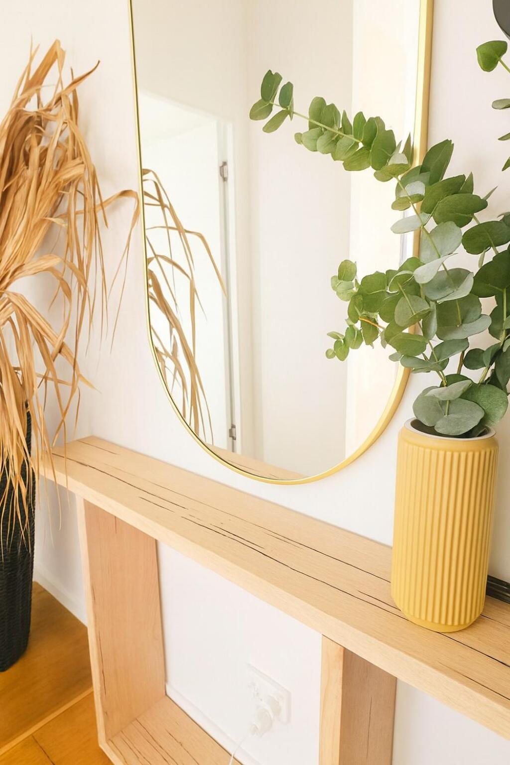 Views, Modern 2br, Balcony & Pool *