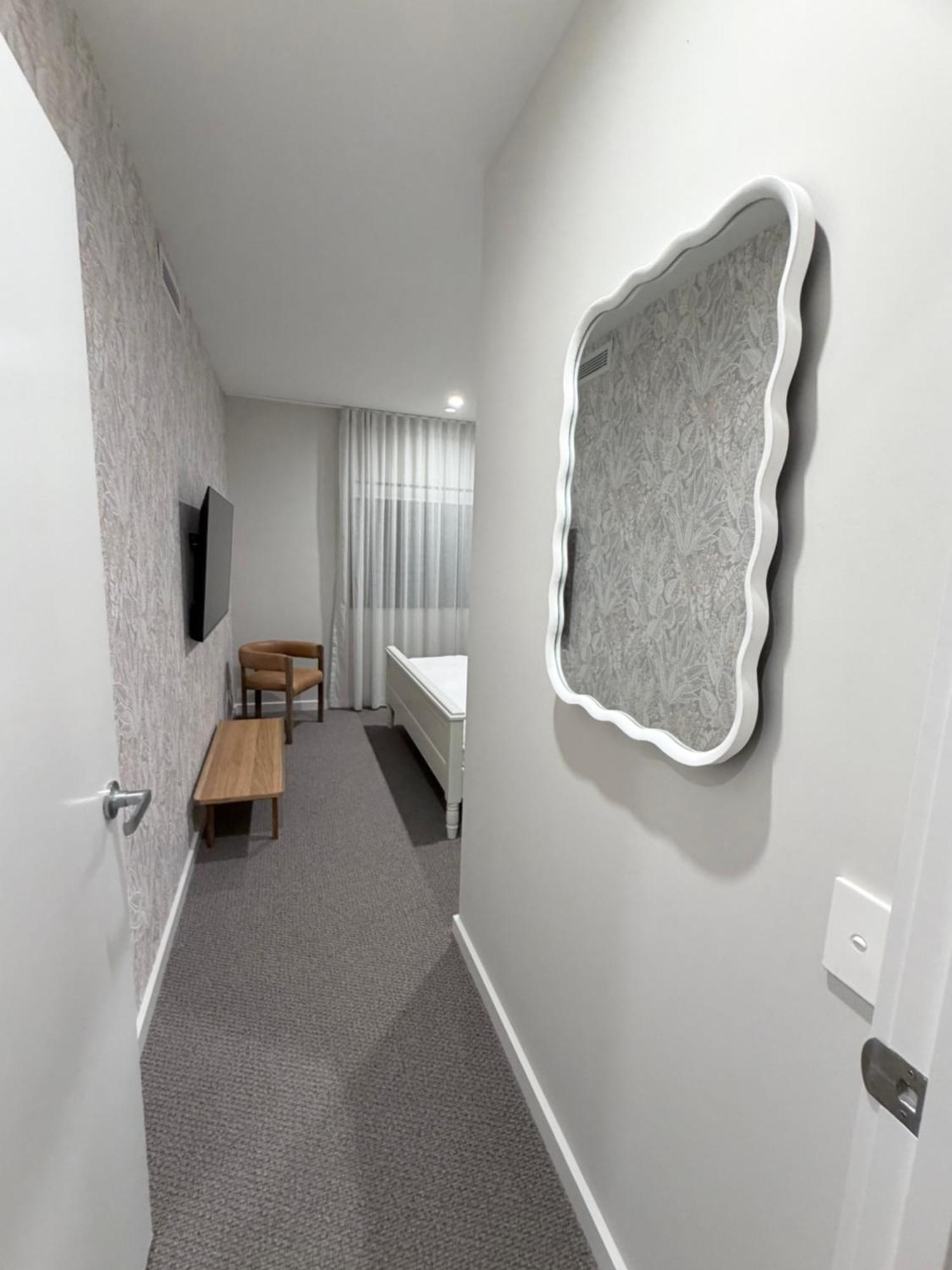 24 Bromley St Private In A Luxurious Shared *