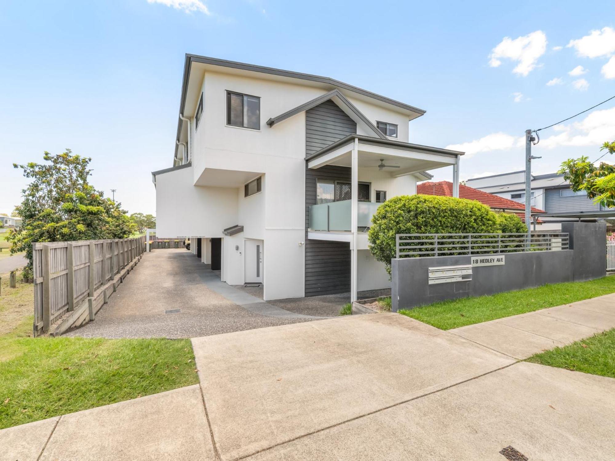 Close To Airport Cafes Train & Boondall Wetlands