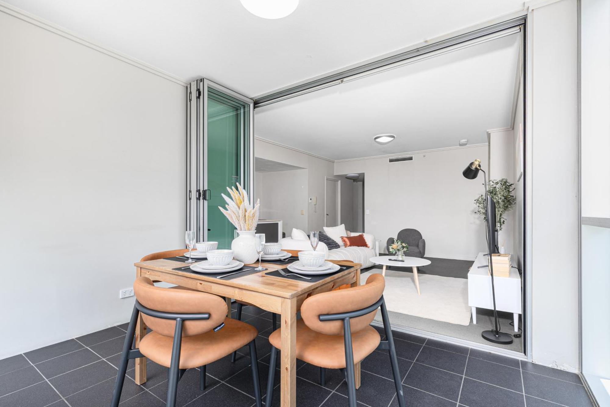 Apartment Oaks Gorgeous 2br With Pool, Parking, Gym