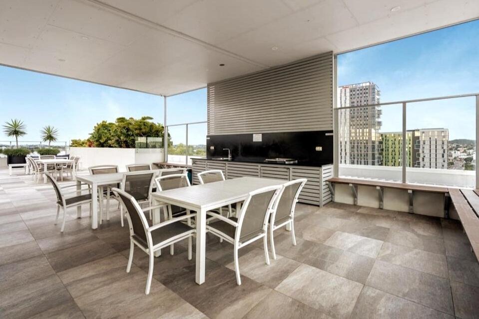 Apartment Gabba Apartment,free Parking, Walk To Pa Hospital & The Gabba Stadium , Woolloongabba