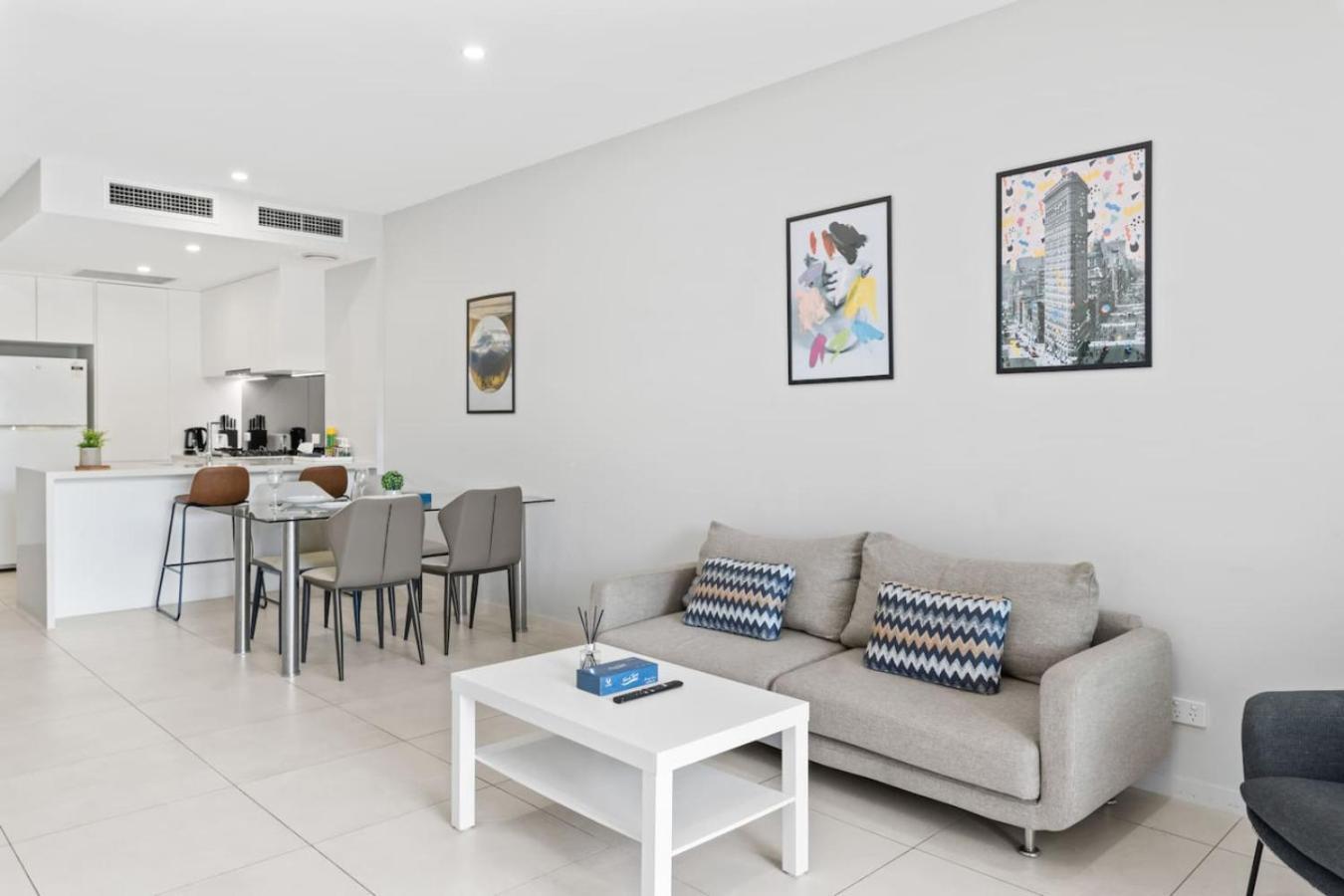 Modern 2br Easy Access To Everywhere Apartment *