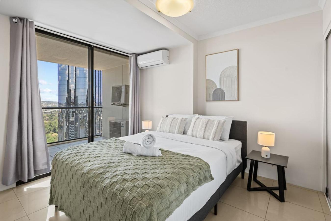 Luxury High Rise 2br In Cbd * Brisbane