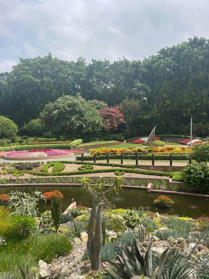 Inner Gem Next To St Andrews Hospital & Park * Brisbane