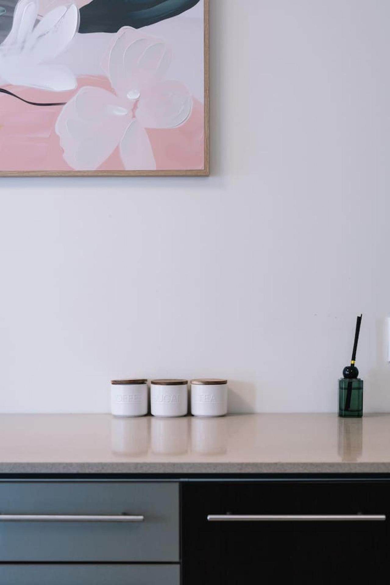 Apartment Luxury High Rise 2br In Cbd *