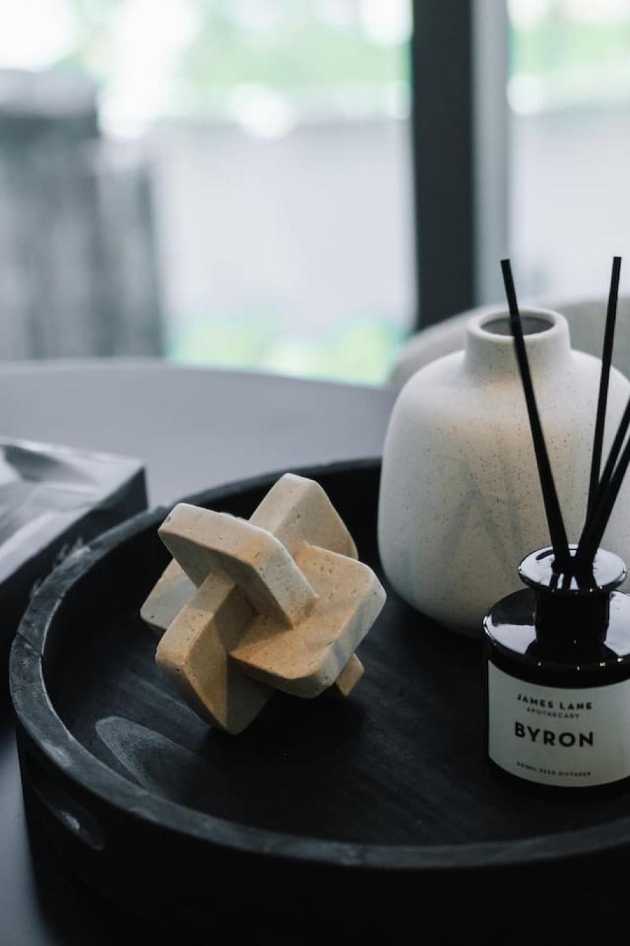 Apartment Stylish 1br Retreat With Stunning High-rise Views Brisbane