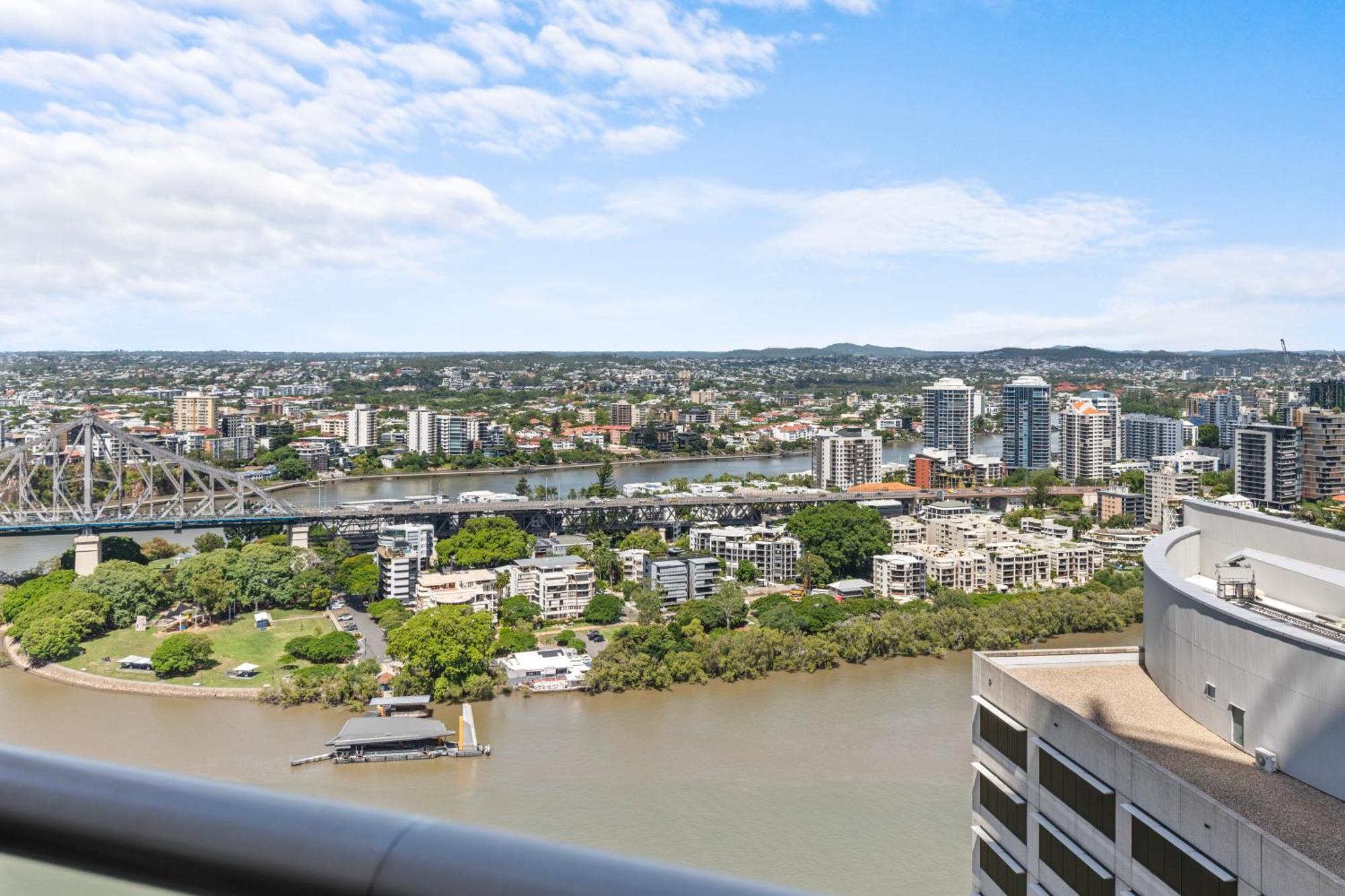 Aurora Tower Apartment