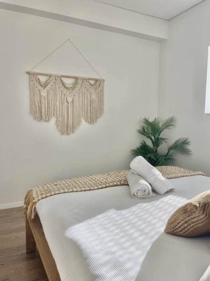 Inner Gem Next To St Andrews Hospital & Park