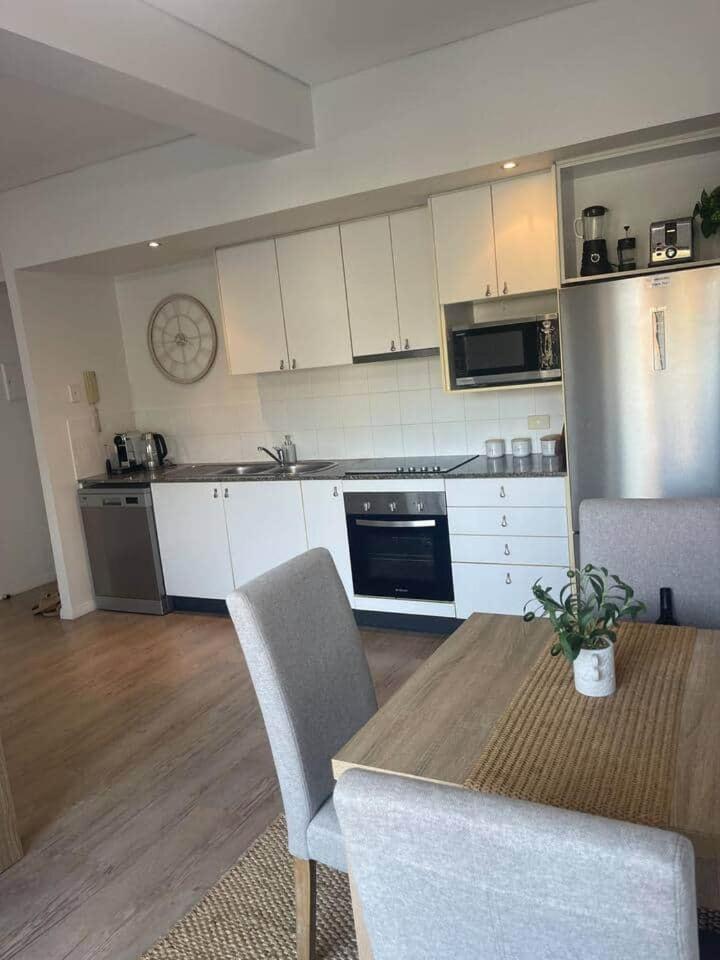 Inner Gem Next To St Andrews Hospital & Park Brisbane