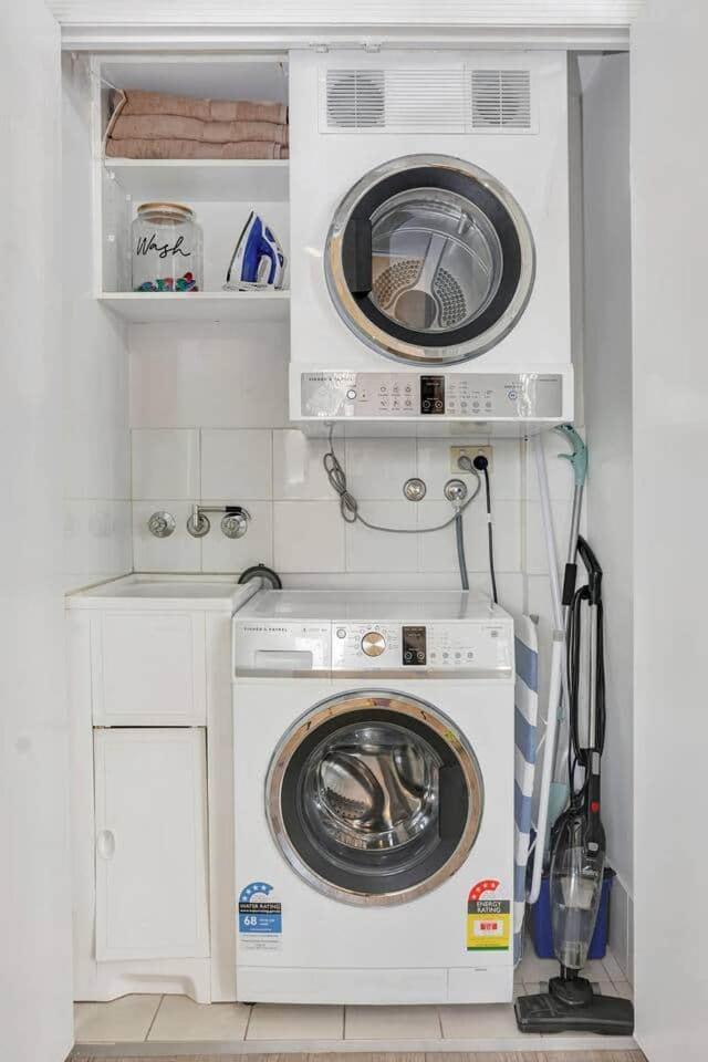 Inner Gem Next To St Andrews Hospital & Park Apartment *