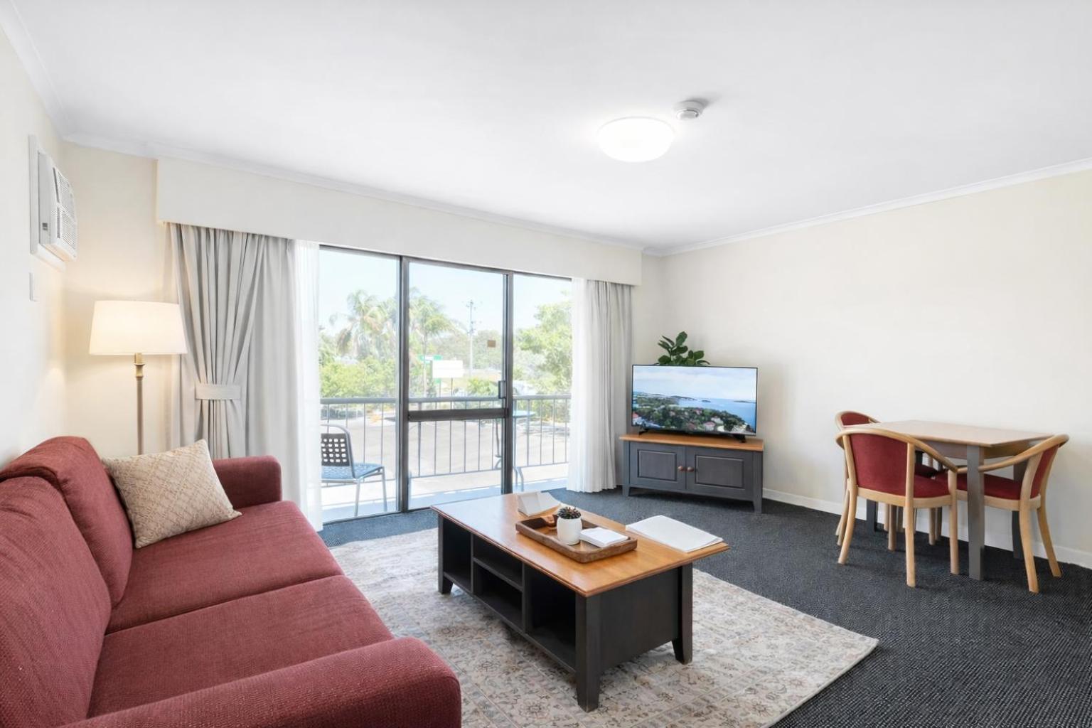 Charming Easy Access 2 Cbd By Custom Hosting * Brisbane