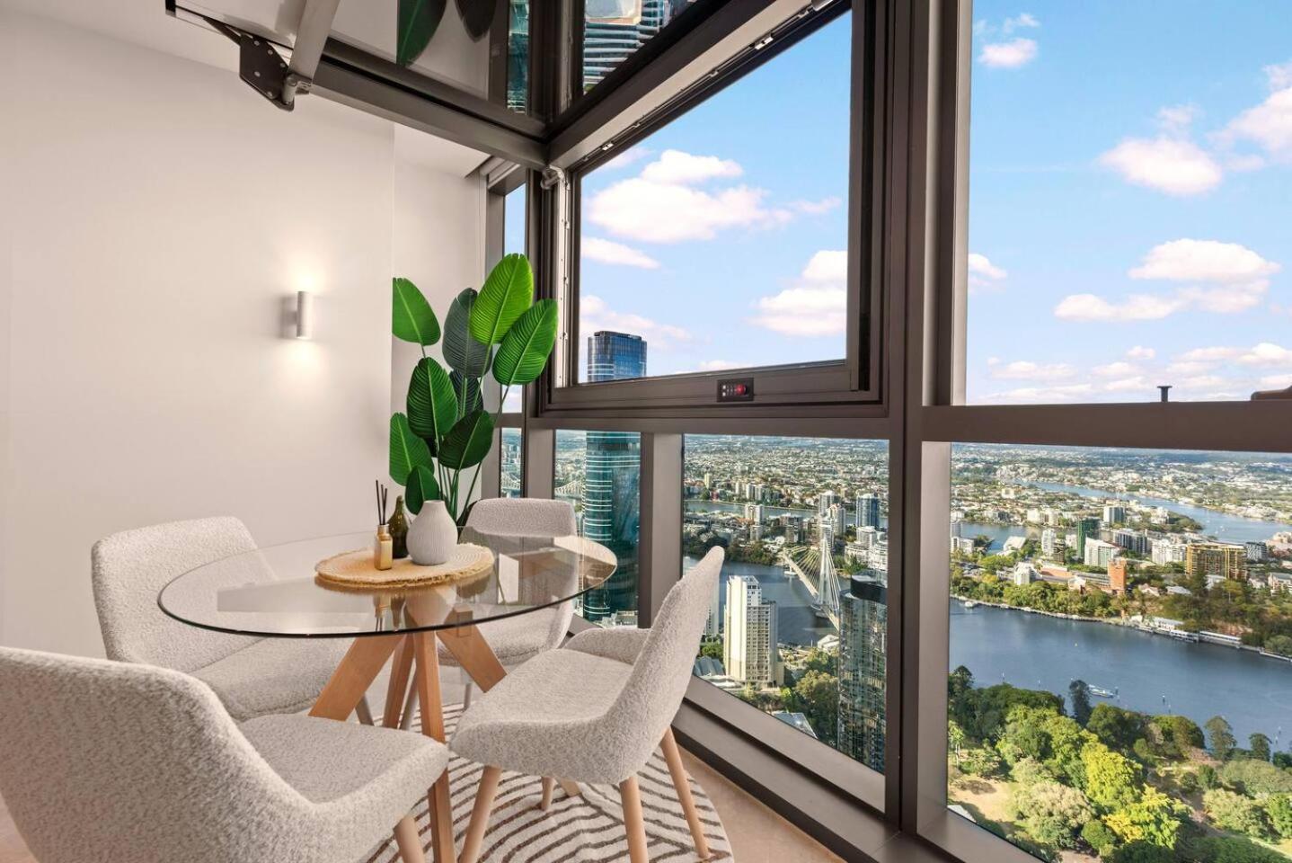 Queen's Wharf 1br With View, Pool And Free Parking Apartment *