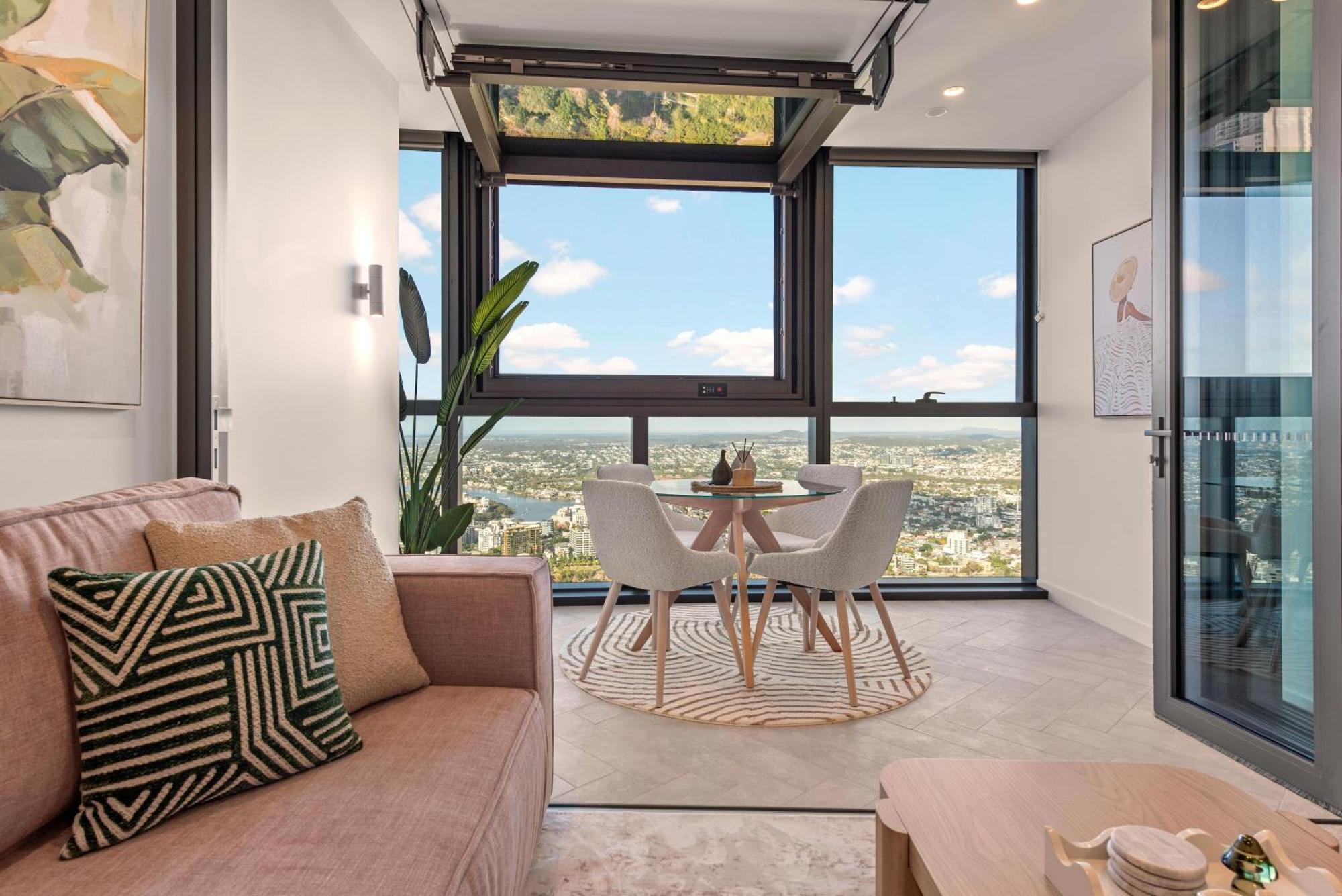 Apartment Queen's Wharf 1br With View, Pool And Free Parking