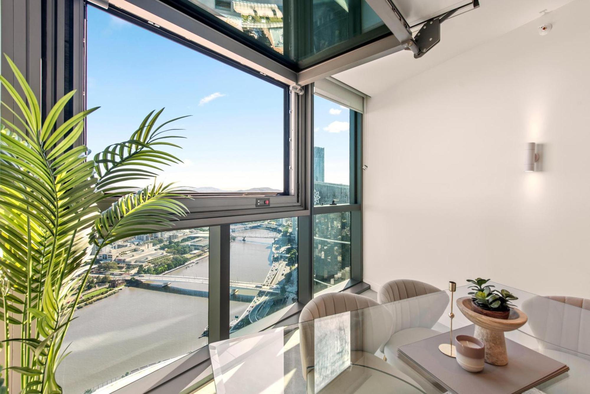 Apartment Queens Wharf 3br With 2 Parking *