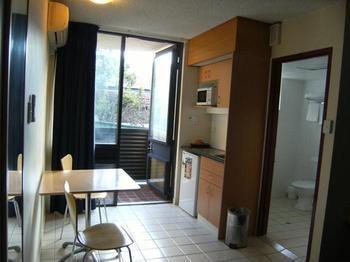 Airolodge International Motel