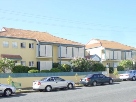 Motel Tottenham Court 3*