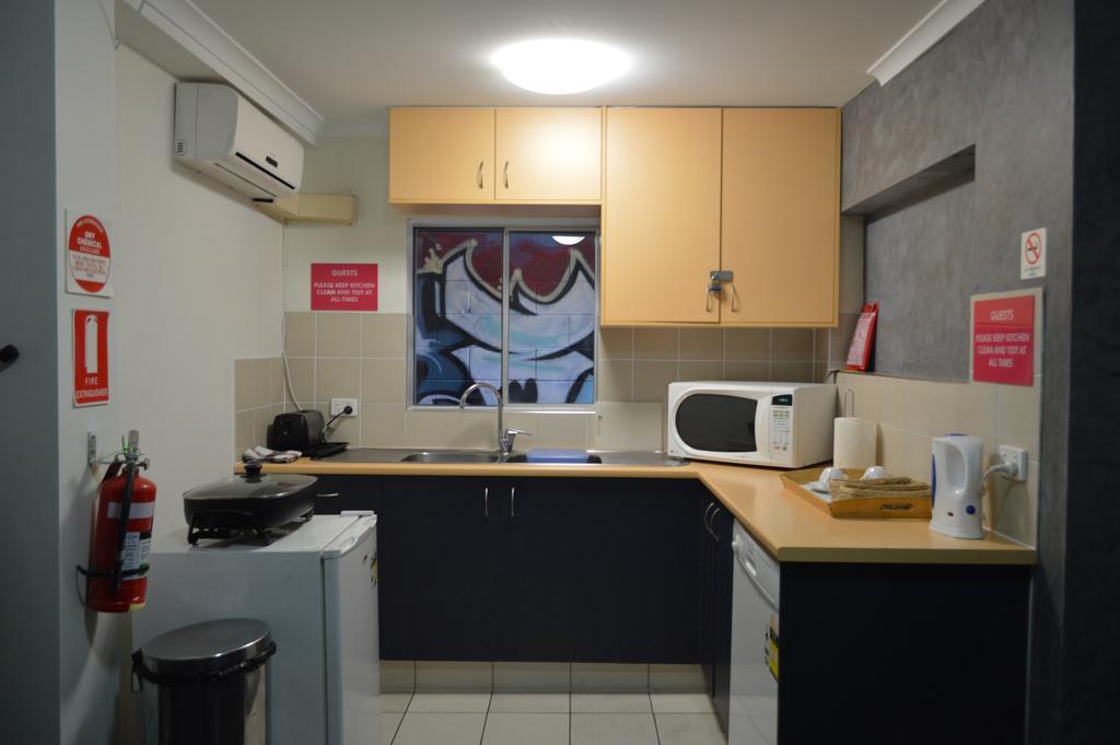 Motel Snooze Brisbane