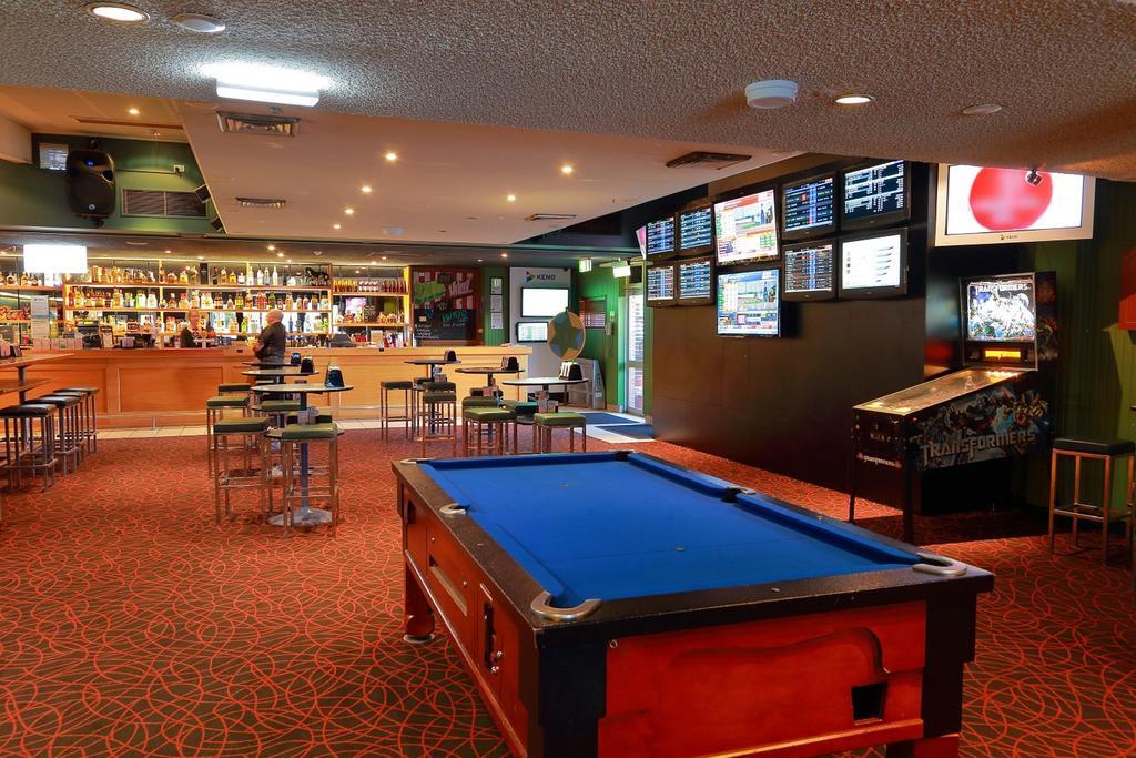 Hotel Nightcap At Of Wales Brisbane