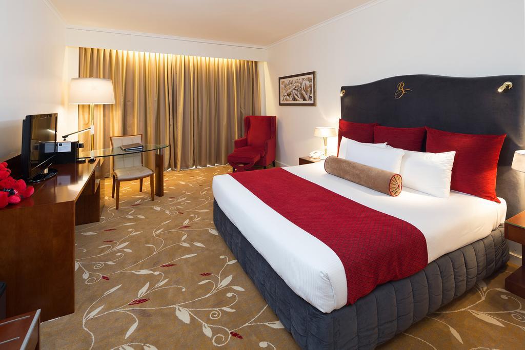 Hotel Royal On The Park 5*