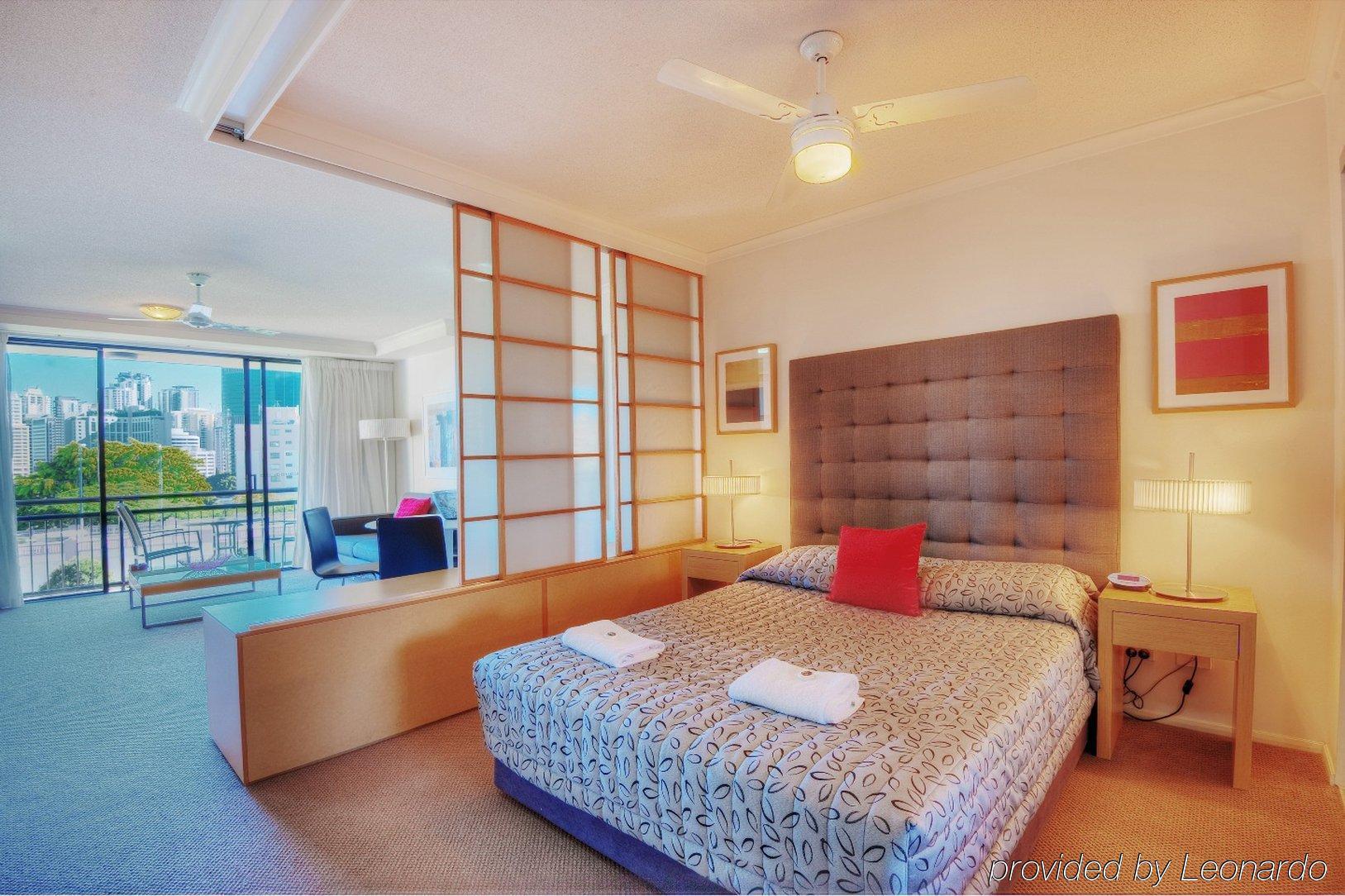 The Docks On Goodwin Aparthotel 4*