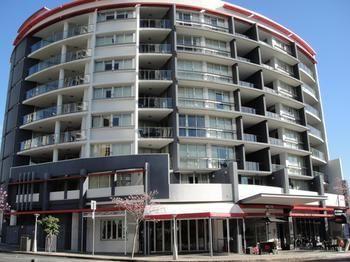 The Hub Aparthotel 4*
