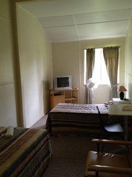 Herston Place Motel 4*