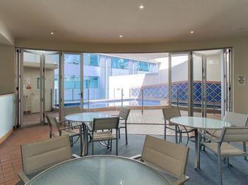 Macarthur Chambers Aparthotel