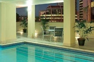 Oaks Lexicon Aparthotel 4*