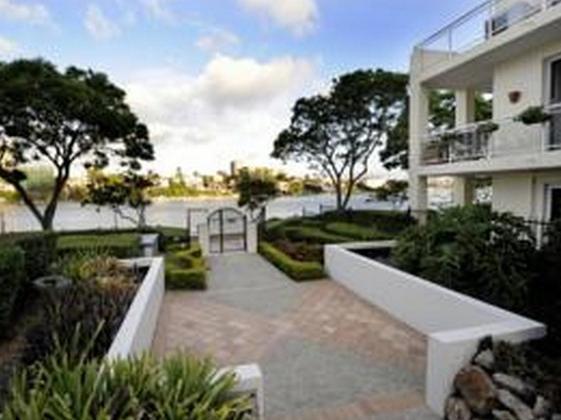 Bridgewater Terraces 4*