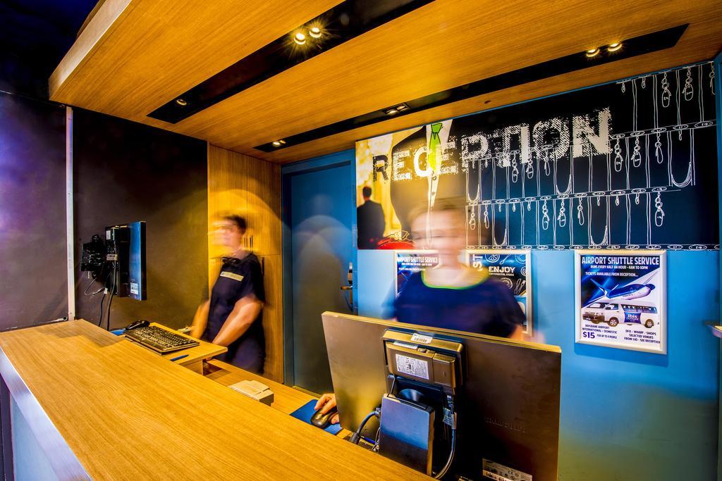 Hotel Ibis Budget Airport 3*