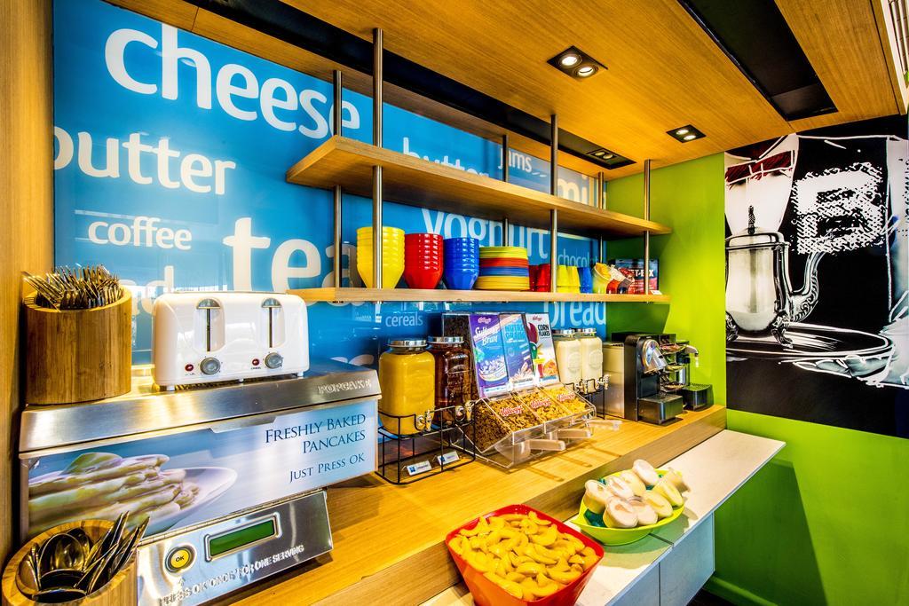 Ibis Budget Airport 3*