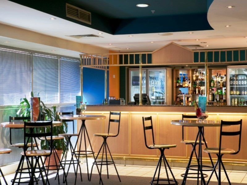 Indigo Centre By Ihg Hotel 5*